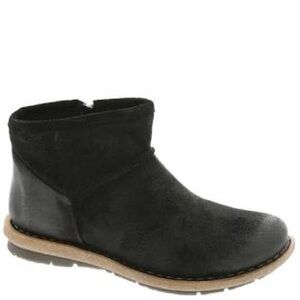 🥘 BORN Tinley Black Suede Zip Ankle Boots - Size 8.5 - NWT NIB 🥘